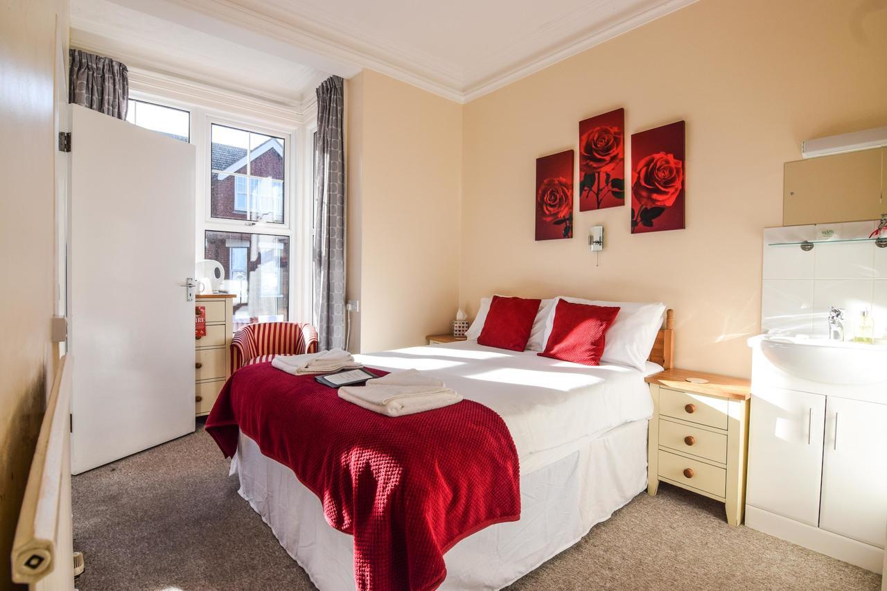 Bed and Breakfast Eastbourne Reymar Exterior foto